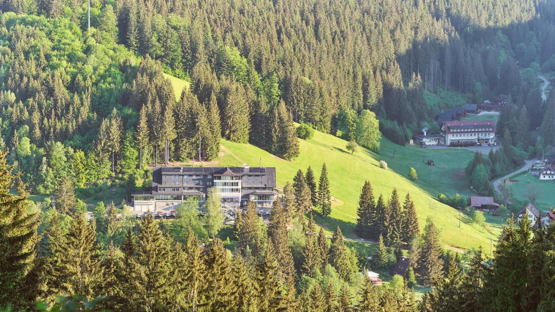 Spa Hotel Lanterna Velké Karlovice Exterior foto